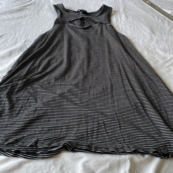 American Eagle Soft & Sexy Sleeveless Black + White Stripe Tunic Tank Top Medium - Picture 7 of 11